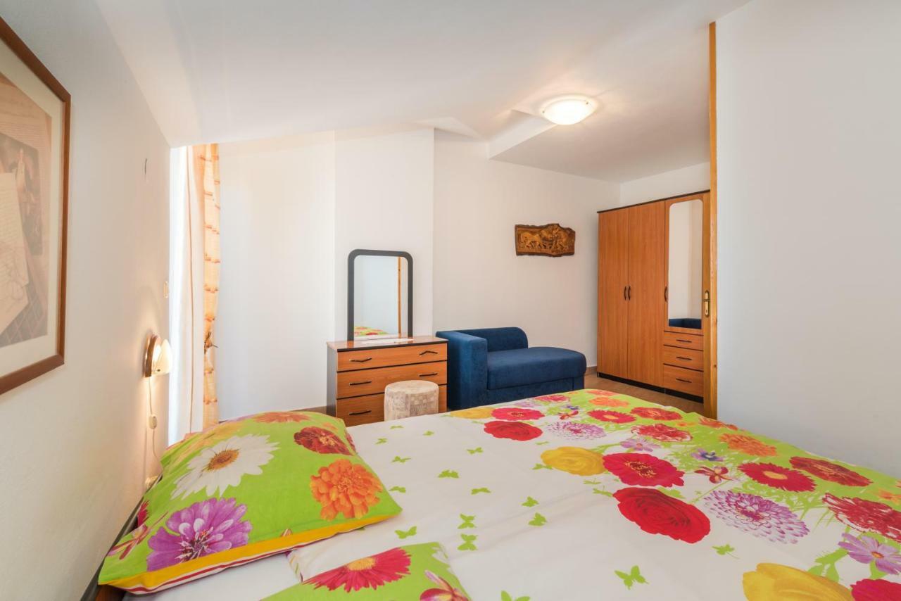Kamelija Rovinj Exterior foto